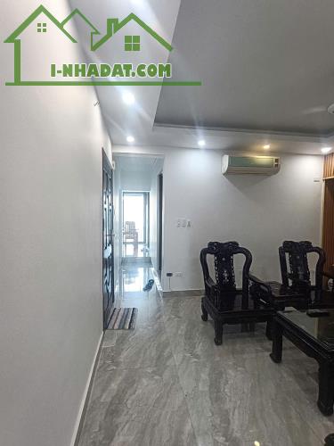 Căn hộ TT A6 Giảng Võ, 100m2, 2 MẶT THOÁNG TRƯỚC SAU – VIEW HỒ – GIÁ CHỈ 6,95 TỶ! - 1