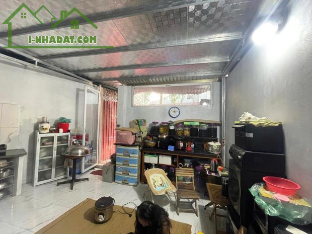 Bán nhà mặt phố Vân Hồ, 80m2, mặt tiền 6m, giá 350tr/m2 - 2