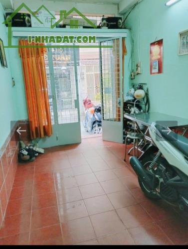 HÀNG VIP NGAY TT Q10-NGUYỄN TIỂU LA NHÀ ĐẸP NHỈNH HƠN 6 TỶ-HẺM XE HƠI 7 CHỖ-THÔNG TƯ TUNG - 2