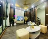 Căn góc – Trần Quốc Hoàn – 5 tầng – 36m² – 10.3 tỷ