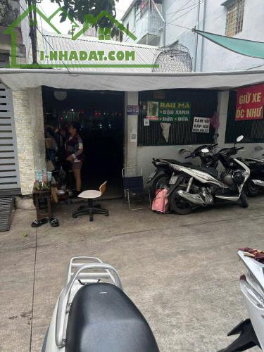 BÁN GẤP NHÀ HẺM 650 Điện Biên Phủ 147 MÉT CẤP 4 , NGANG 6M DÀI 23M: GIÁ MỀM 18.99 tỷ