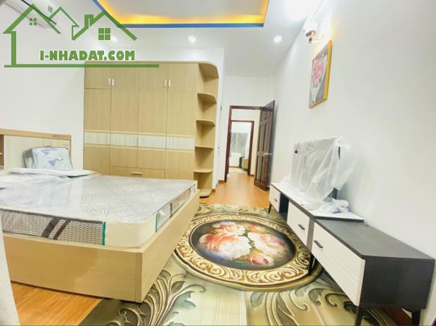 Ở NGAY! Bán Nhà Đẹp 4 Tầng Xe Hơi Thông Nguyễn Tri Phương, 61m2, 10 Tỷ - 2