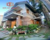 Bán nhà 1 trệt 2 lầu khu dân cư An Hòa gần Quốc lộ 51; sổ hồng 300m2 ngang 15m giá 8.5 tỷ