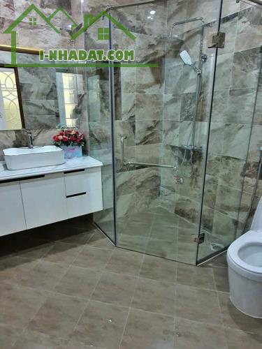 Tôi bán nhà liền kề Hàng Bè, Đìa Lão, Mậu Lương cạnh Kiến Hưng Luxury 55m2 chỉ 12.x tỷ. 09 - 2
