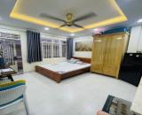 CHDV trung tâm Q.5 giáp Q.1 – 4 tầng – dòng tiền 35 triệu/tháng – sổ riêng giá 13.95 tỷ
