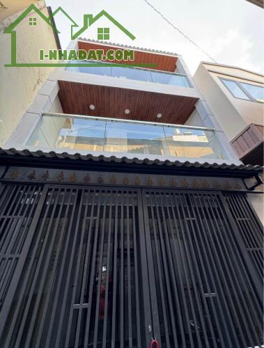 Bán nhà 2 lầu, 4PN, gần cầu Nguyễn Văn Cừ, P2 – Q8 - 1
