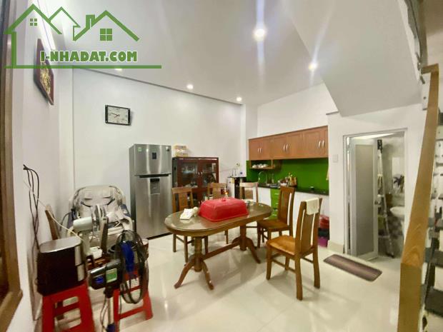 BÁN NHÀ 4 TẦNG HẺM XE HƠI TRÁNH – HUỲNH THỊ HAI, QUẬN 12 – 50M2 – CHỈ 4.75 TỶ - 2