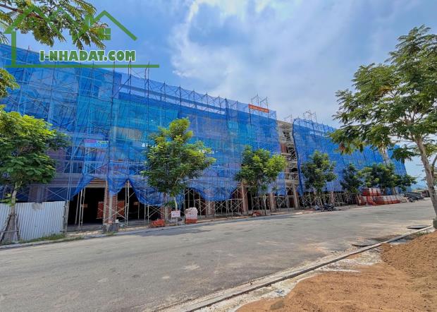 Nhà biệt thự biển Bình Sơn Khánh Hòa liên hệ 0839916159 - 1