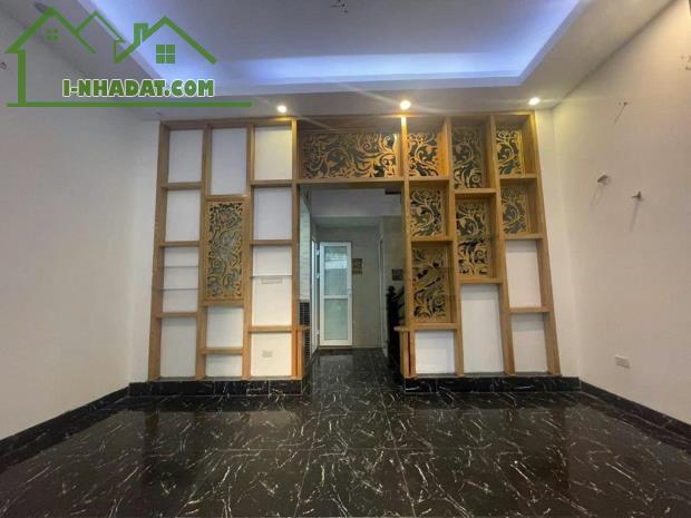 🚗 TRẦN CUNG - 5 TẦNG MỚI CỨNG - VÀI BƯỚC RA PHỐ - NGÕ RỘNG - 7 CHỖ QUA - XE CON VÀO NHÀ - 4