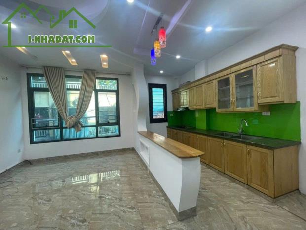 🚗 TRẦN CUNG - 5 TẦNG MỚI CỨNG - VÀI BƯỚC RA PHỐ - NGÕ RỘNG - 7 CHỖ QUA - XE CON VÀO NHÀ - 5