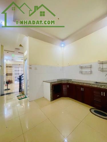 Bán nhà hẻm 3m gần Emart Phan Huy Ích, 2 tầng, đang cho thuê 8 triệu/tháng, chỉ 4 tỷ - 2