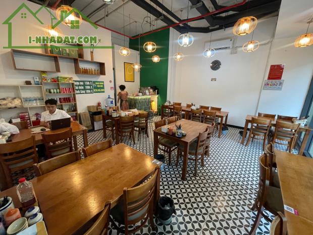 Quận 9 ! Sang nhượng Quán Cháo Lòng, Không Gian Shop House Tại Vinhome GrandPark, Tel : - 2