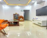 Nhà đẹp ở liền hẻm 458 Huỳnh Tấn Phát, Bình Thuận, Quận 7