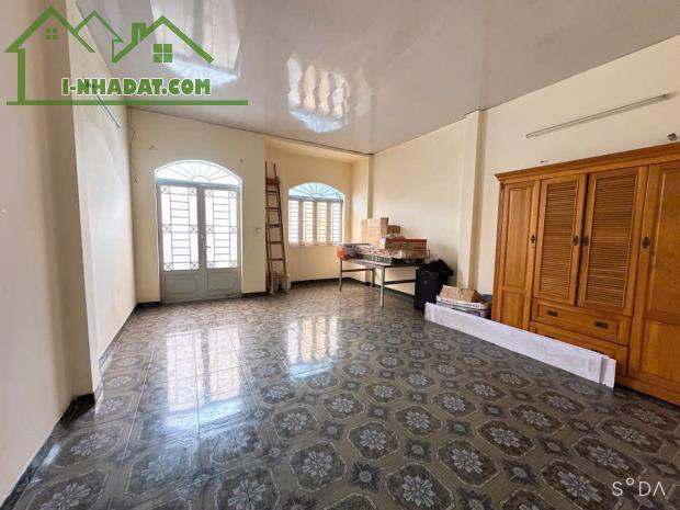 BÁN NHÀ QUẬN 9,NHÀ 2TẦNG DT94M(DTSD 100M)NGAY ĐƯỜNG DƯƠNG ĐÌNH HỘI,CHỈ 7.XTỶ TL,HẺM XE HƠI - 2