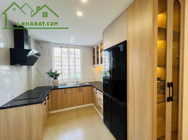 Cơ hội sở hữu căn hộ cao cấp tại Phú Mỹ Hưng với mức giá chỉ 66 triệu/m²! - 2