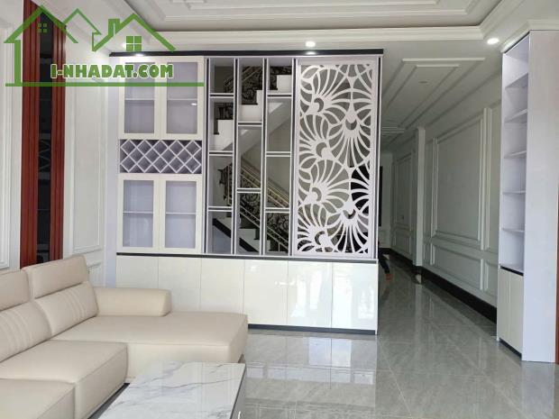 🏠 Chỉ với 1ty200 triệu – Sở hữu ngay nhà 1 trệt 2 lầu tại Tân Uyên, Bình Dương! - 1