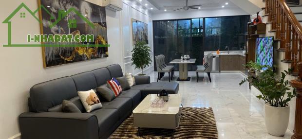 VH102. C.H.O T.H.U.Ê NHÀ nguyên căn 4 tầng tại Vinhomes Marina - 5