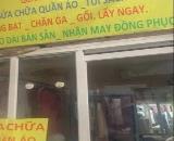 Cho thuê kios 8m2, có cửa kính điều hòa riêng biệt, ở chợ Khương Thượng, phố Phạm Ngọc