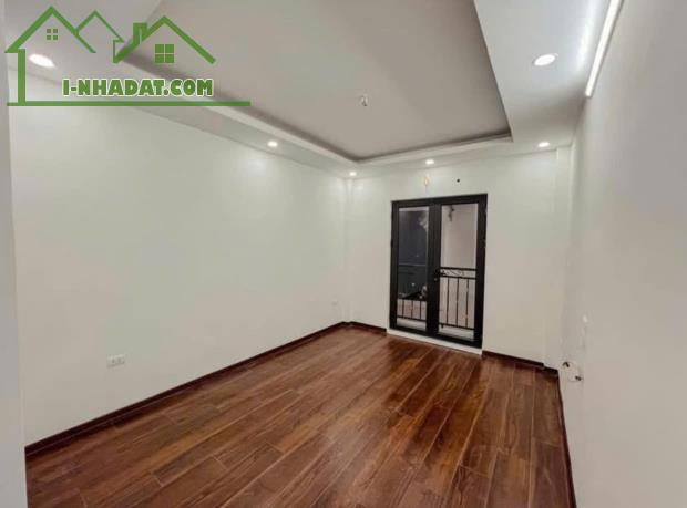 Bán nhà lô góc 3 mặt tiền ô tô đỗ cửa 36m2 x 5 tầng 3,15 tỷ - 2