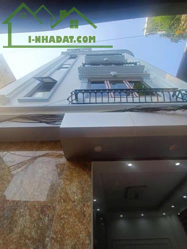 Hợp Lý Nhất Khu Vực - Lô Góc 5 Tầng Ôtô Đỗ - Gần Trường Chợ Xe Bus QL6