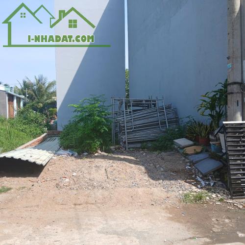 Đất sổ riêng ( 4.9m X 10.7 ) Xây full đất. Đường 8, Long Phước. Dân ở đông đúc. Không ngập - 1