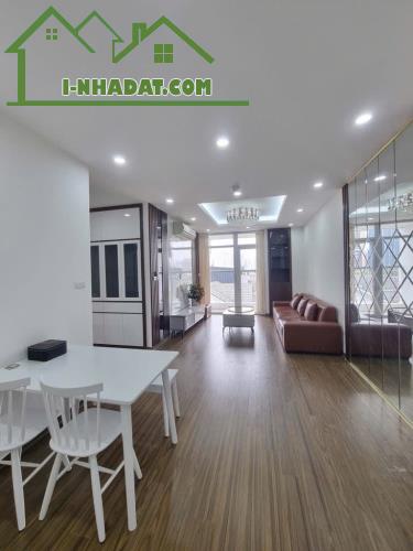 BÁN GẤP NHÀ CHUNG CƯ NGUYỄN CHÁNH CẦU GIẤY 94M 8.3 TỶ