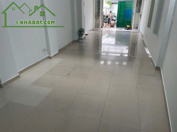 CHO THUÊ NHÀ 1 TRỆT 2 LẦU MỚI SƠN SỬA, 87M2 (DTSD=260M2), 3PN, GIÁ TỐT