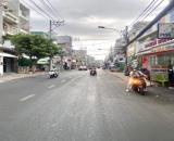 Bán gấp nhà ở ngay mặt tiền kinh doanh Lưu Hữu Phước, 118m2, nở hậu, SHR, chỉ 5.6 tỷ.