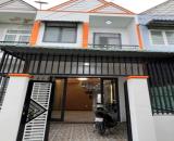 Bán Nhà SHR 87m2, đường xe hơi, Sau Chợ Hưng Long,BC