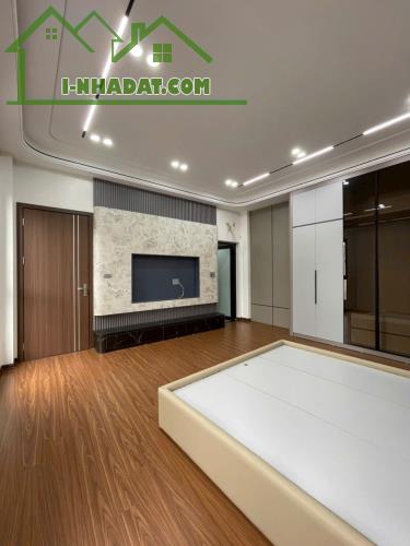 Bán nhà ngõ 640 Nguyễn Văn Cừ, Long Biên, Hà Nội - 2
