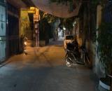 Bán nhà phố nguyễn đức cảnh 27m2 5 tầng mt 4.3m còn mới – ô tô đỗ cổng- Giá 6.2 tỷ