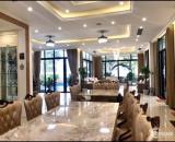Bán khách sạn sở hữu bến du thuyền VIP nhất trung tâm Cát Bà- Kinh doanh sầm uất