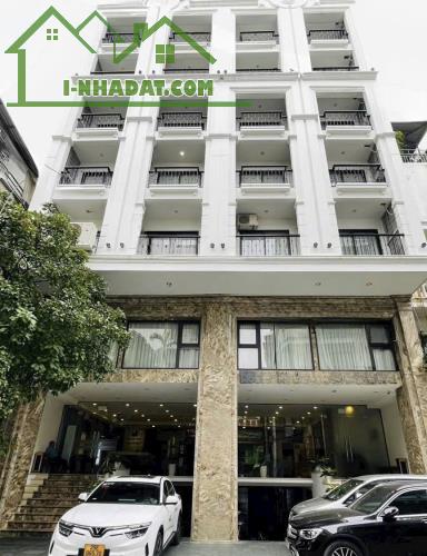 Siêu Building Lạc Long Quân Tây Hồ, View Hồ Tây 2 Thoáng, 2 Thang Máy, DT 300M KD 150Tr/Th