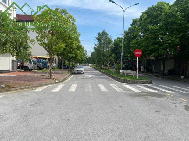 Chính chủ bán lô đất mặt đường Nguyễn Cao, Khu đô thị mới Tuệ Tĩnh, P. Cẩm Thượng, TP.