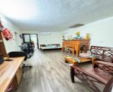 Chính chủ bán nhà tập thể phố cảm hội– nhà nằm trong khu phân lô ôtô chạy vòng quanh, dân