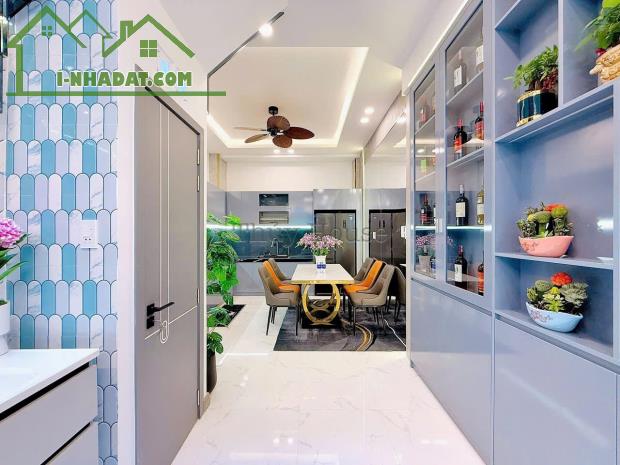 CHÍNH CHỦ BÁN NHÀ PHỐ MT VÕ VĂN MÔN, P. LONG AN, TP. TÂN AN, 80M2, SHR, 2TỶ1 - 3