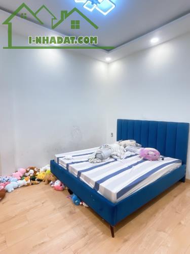 4x16 nở hậu 3 lầu hxh Nguyễn Trọng Tuyển - Hoàng Văn Thụ Phú Nhuận - 4