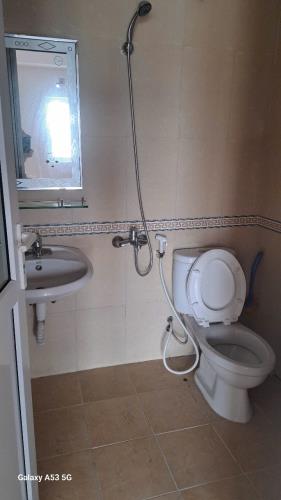 CHO THUÊ CĂN HỘ CHUNG CƯ HOÀNG QUỐC VIỆT, 90m2, 2 ngủ, 2 vệ sinh, 12 Triệu - 2