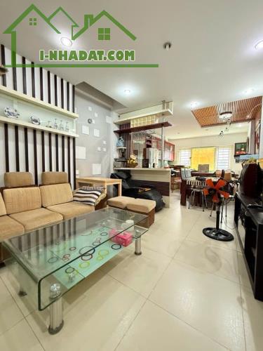 Bán Nhà Đường Nguyễn Tri Phương, Q10, Nhà Đẹp, HXH Tránh, Có Thể Kinh Doanh