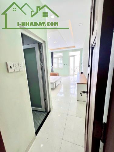 25 Triệu: NGUYÊN CĂN 5 TẦNG 4x14- BÌNH THẠNH- HXH HOÀNG HOA THÁM- 3 PHÒNG ĐỦ NỘI THẤT: - 1