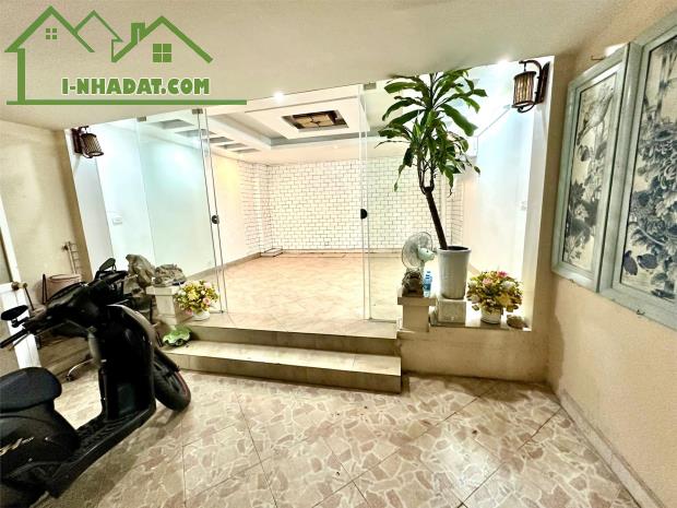 CHO THUÊ TOÀN BỘ MẶT BẰNG KINH DOANH TẦNG 1 RỘNG RÃI MẶT TIỀN 6M Ở KIM NGƯU - HAI BÀ TRƯNG - 2