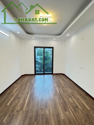 🏡 BÁN NHÀ THƯỢNG THANH - LONG BIÊN 📐 Diện tích: 31m² – Giá chỉ 6.1 TỶ 🏗️ NHÀ DÂN XÂY – - 3