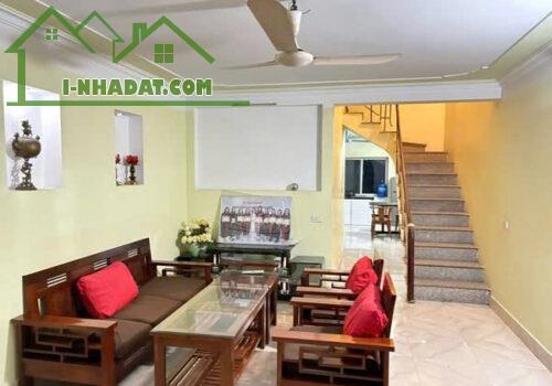 Chính chủ cho thuê nhà riêng 3 tầng làm văn phòng, ở lâu dài tại Bắc Hồng, Đông Anh, HN
