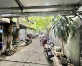 BÁN NHÀ TỨ HIỆP . NGAY CHỢ . ỦY BAN. SẦM UẤT . DT 72M . MT 4.1M . NHÀ 4 TẦNG . Ô TÔ  ĐỖ