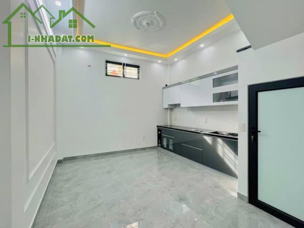 Bán nhà 4 tầng xây mới độc lập tại thiên Lôi,  gần eonmall. 4,7tỷ. 45m2. Ngõ 3m. - 2