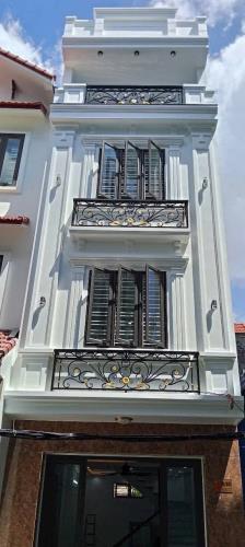 Bán nhà 4 tầng xây mới độc lập tại thiên Lôi,  gần eonmall. 4,7tỷ. 45m2. Ngõ 3m. - 5