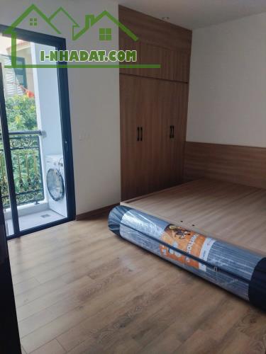 Cho thuê nhà Trích Sài, 100m2 x 8 tầng, thang máy, 140 Triệu CHDV, VP cty... - 2