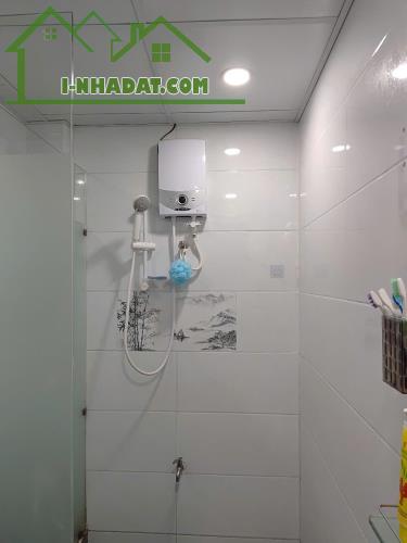Hàng hiếm  Bán căn chung cư Lê Hồng Phong 2 sổ hồng lâu dài,  dt 62m2, giá bán  2tỷ350