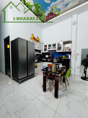 Bán nhà Thủ Đức, Hiệp Bình Phước, Quốc Lộ 13. 4x32m, 128m2, 3PN, SH, 7.45 tỷ. LH: - 2