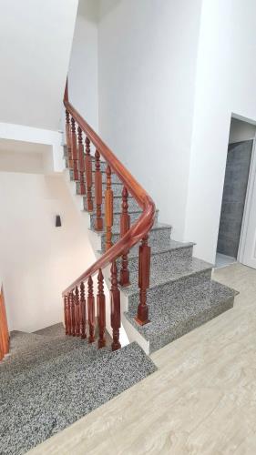 BÁN NHÀ ĐẸP 5 TẦNG MẶT TIỀN ĐƯỜNG PHAN ĐÌNH PHÙNG - GIÁ 8,8 TỶ - TP NHA TRANG
 Vị trí - 1
